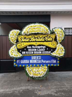 Papan Bunga Duka di Banyu Urip